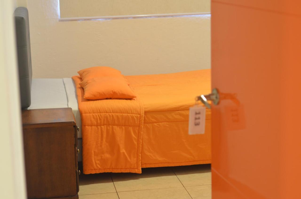 Hostal Siberia กูเอ็งกา ภายนอก รูปภาพ