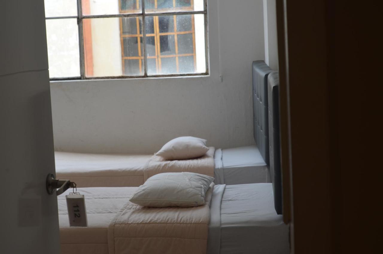 Hostal Siberia กูเอ็งกา ภายนอก รูปภาพ