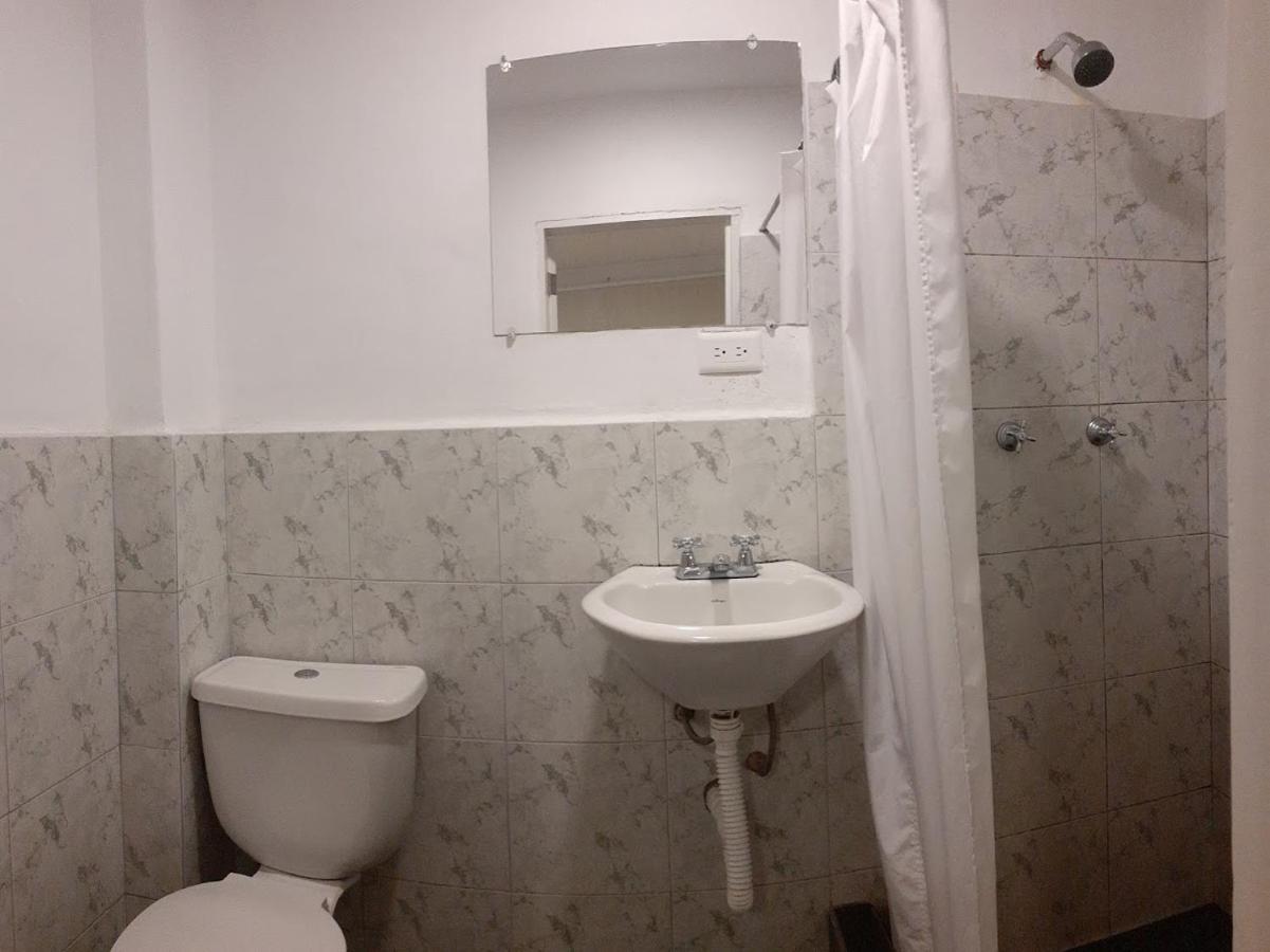 Hostal Siberia กูเอ็งกา ภายนอก รูปภาพ